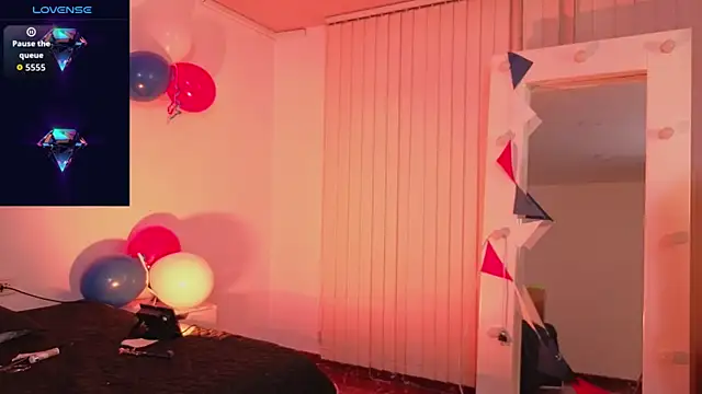 _sharlotte777 webcam