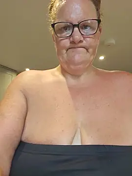 MissQueenBeex webcam