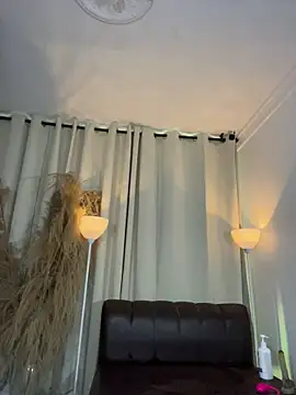 Maii_Luna webcam