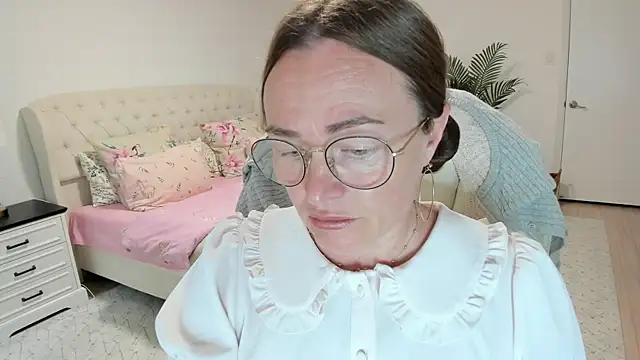 Vika73 webcam