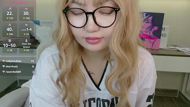sakuraclover webcam