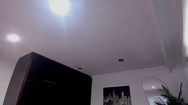 Meghan320 webcam
