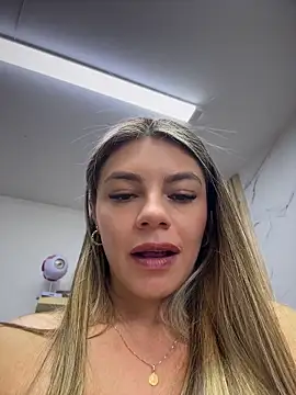 alicee16 webcam