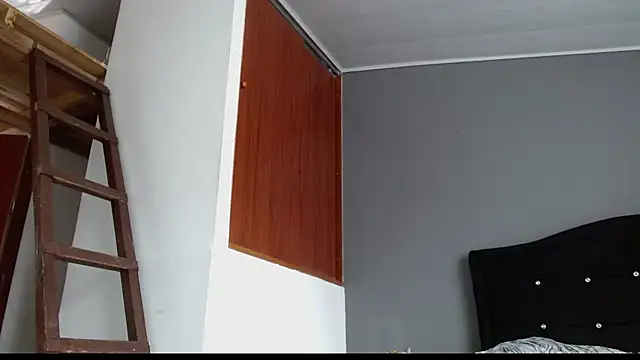 Emilia_1995 webcam