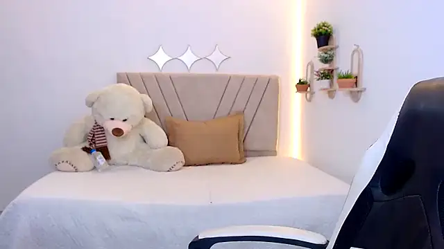 zara_cute webcam