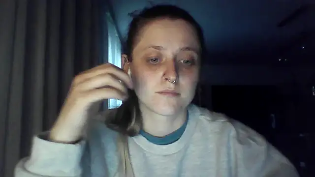 LeaWetGirl webcam