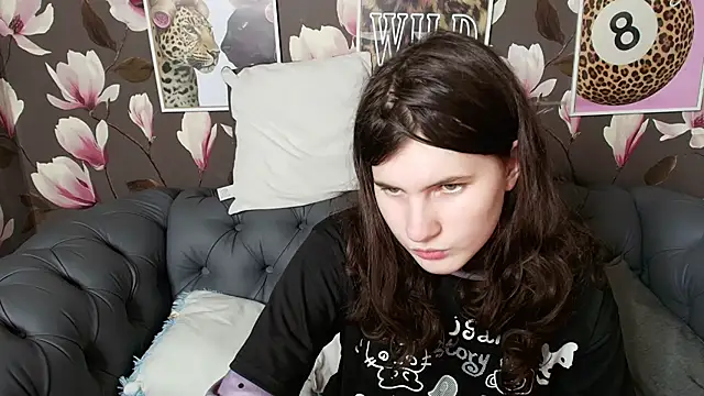 NoriMoore webcam