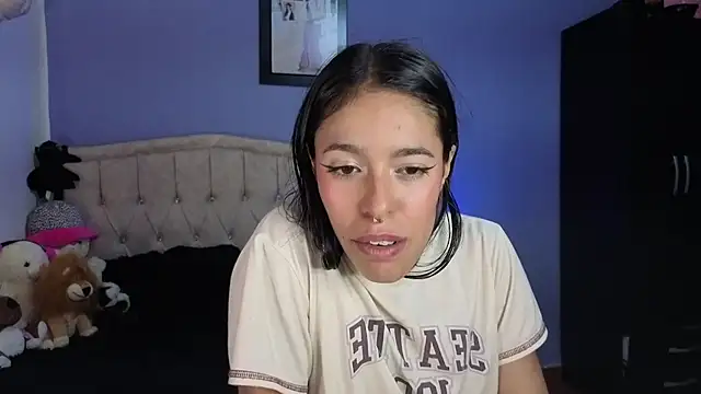 stephania_t webcam