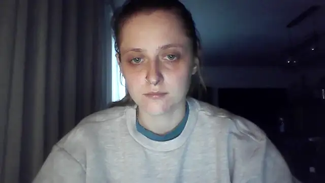 LeaWetGirl webcam