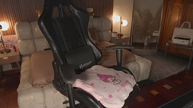 KateOwens webcam