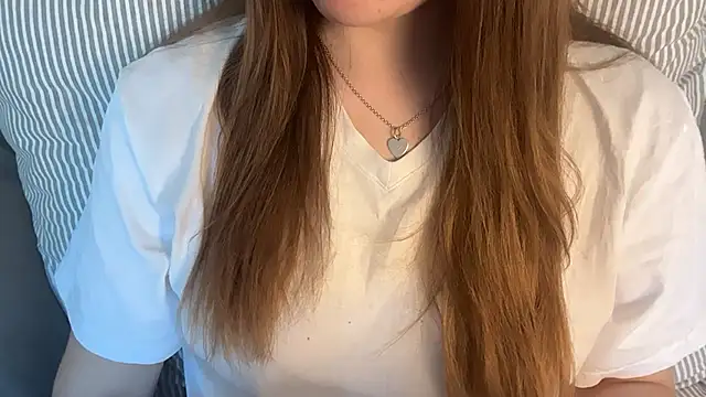 Lucyschickt webcam