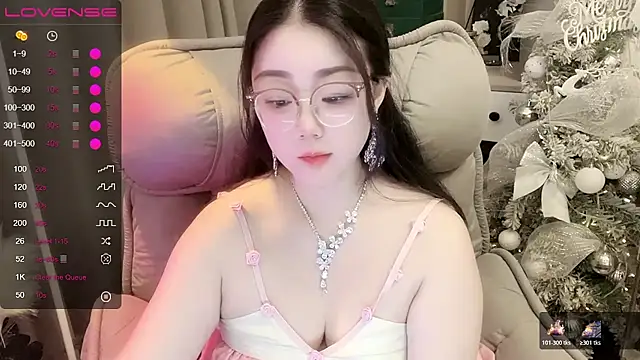 Monica-666888- webcam