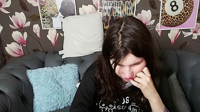 NoriMoore webcam