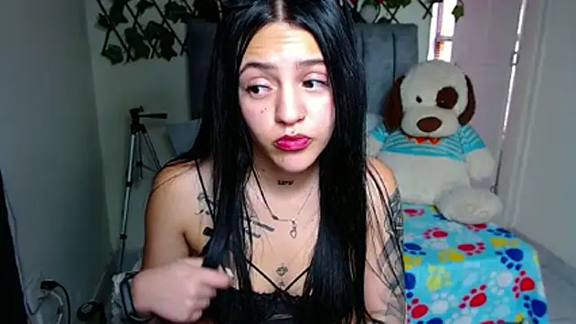 Violettasquirt webcam