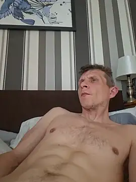 BigDmasked webcam
