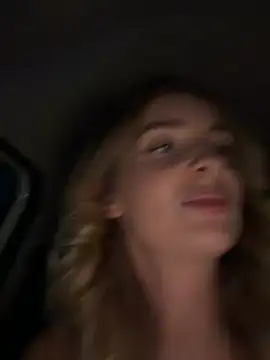 EvieEvans Live Web Cam Show