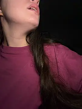 EllyNora webcam
