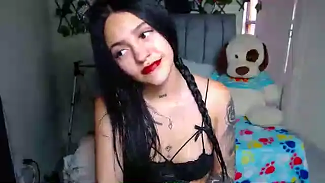 Violettasquirt webcam