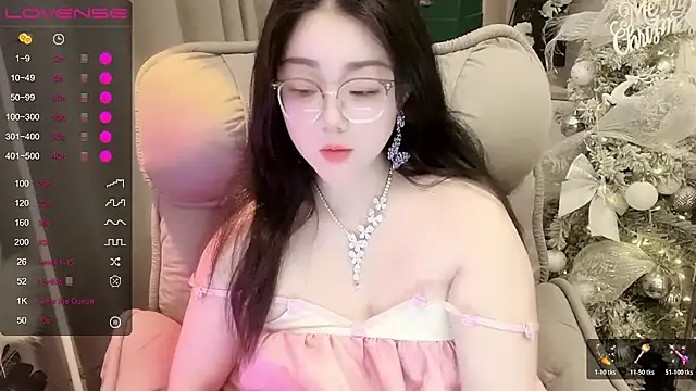 Monica-666888- webcam