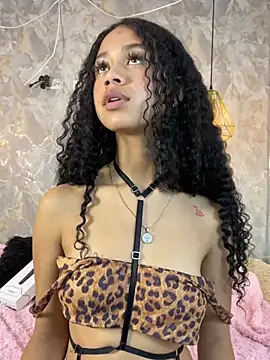 jadee8 webcam