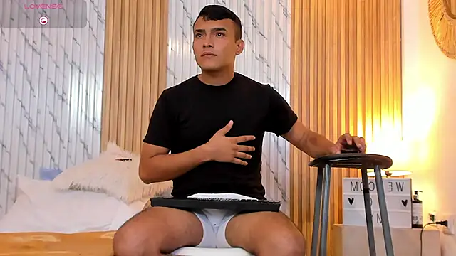 Chris_vega_ webcam