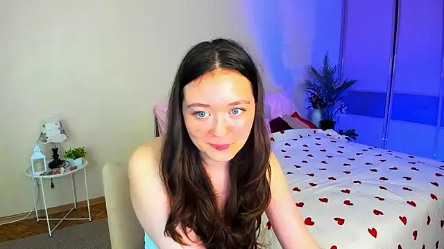 AlluringLookk webcam
