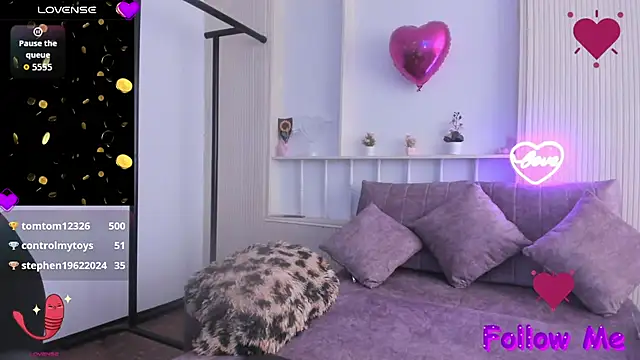 VelvetMouth_ webcam