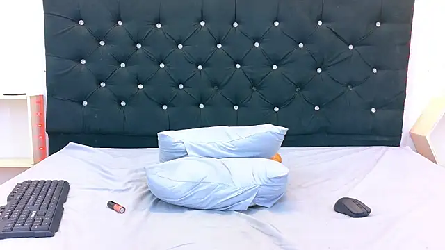 ZendayaThorne webcam