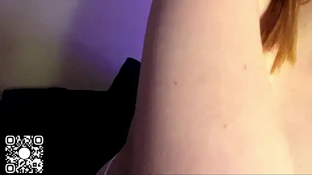 xXMelanieseXx webcam