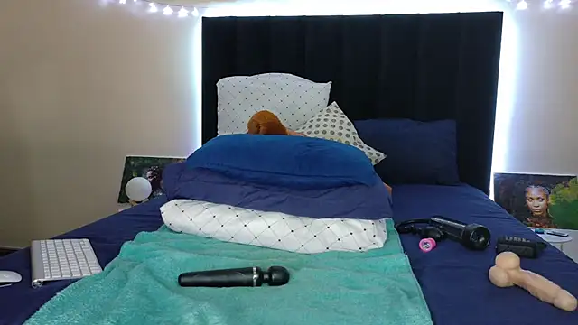 chloechrome webcam