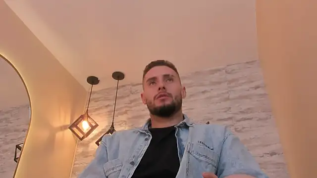 dominic_de_luca webcam