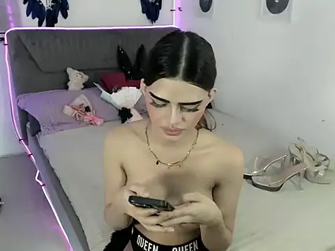 tstoni_talks webcam