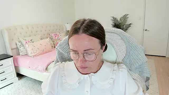 Vika73 webcam
