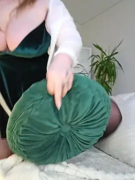 Miss_Magic_Eyes_