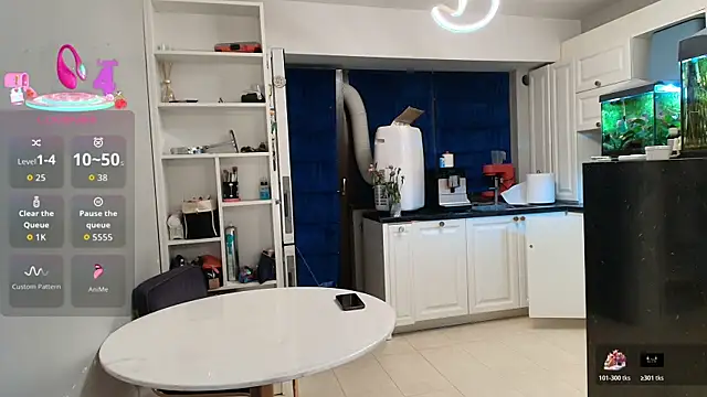 Layla- webcam