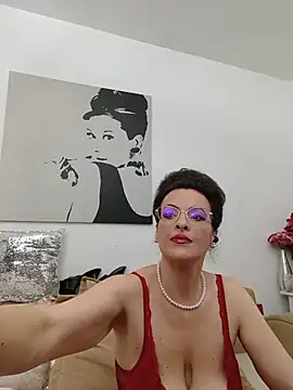 RebeccaNoble webcam