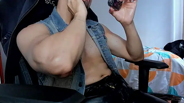 Tommy_Bred webcam
