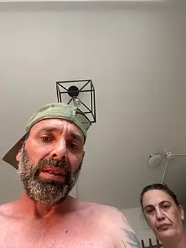 tttttyta Live Web Cam Show