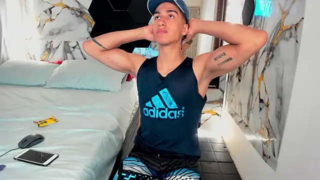 goldendesirexx (M twink) - Stroke my cock!
