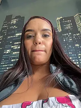 Sara-77 Live Web Cam Show