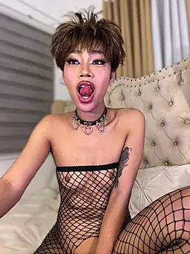 Innocent_yanixx69 Live Web Cam Show