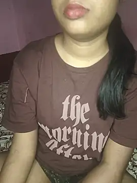 Shivani-tiwari webcam