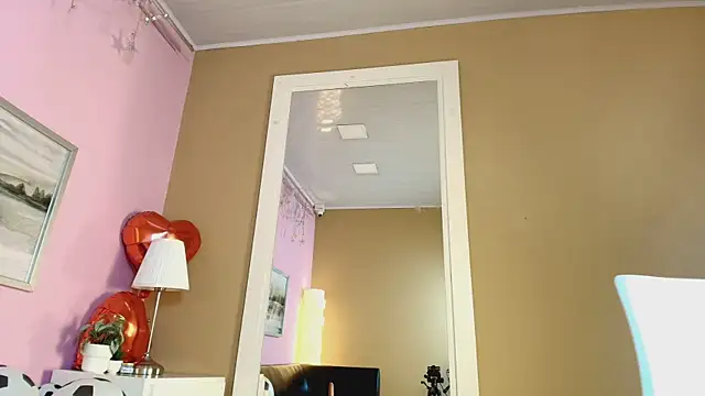 Lunaavega_ webcam