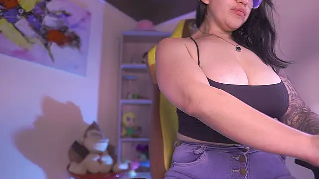 Madison_Mayer_ webcam