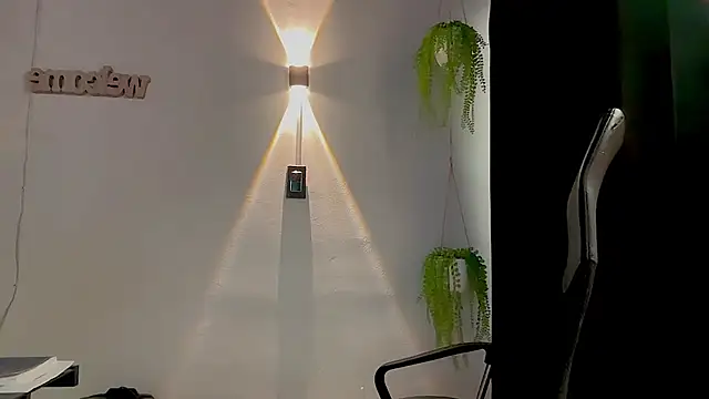 MarcellaGriffin webcam