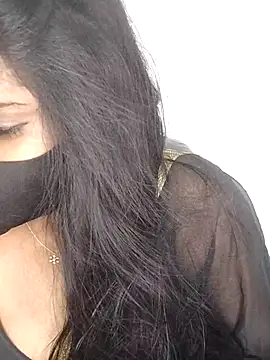 Tamil_Azhaghi webcam