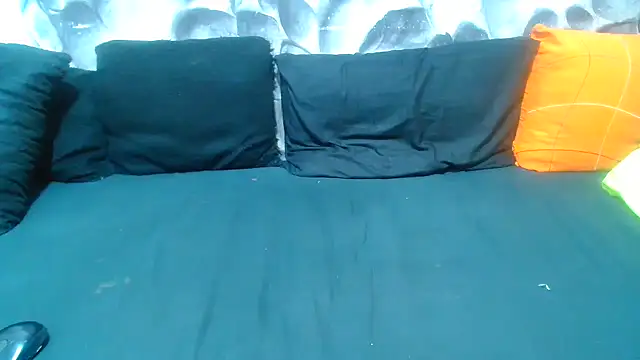 AfricanBigAssxx98 webcam