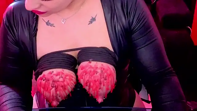 Toy_and_Pain webcam