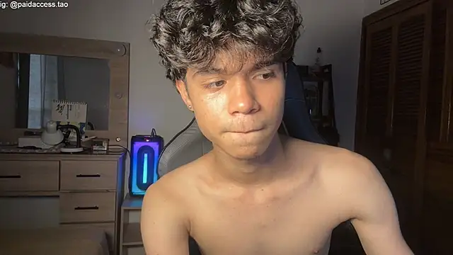 OopsAgain_ webcam