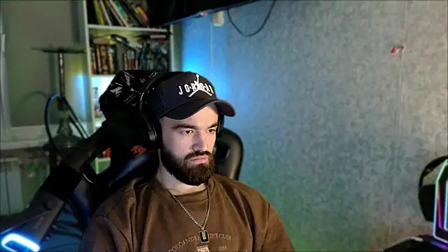_Serious_Man webcam